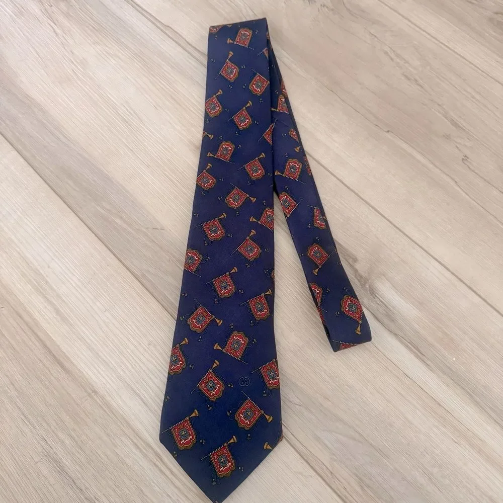 Gucci Silk Tie Navy Blue Crest Heraldic Print Men’s Designer Made in Italy